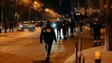 Un mort et deux blessés dans une attaque près de la Tour Eiffel
